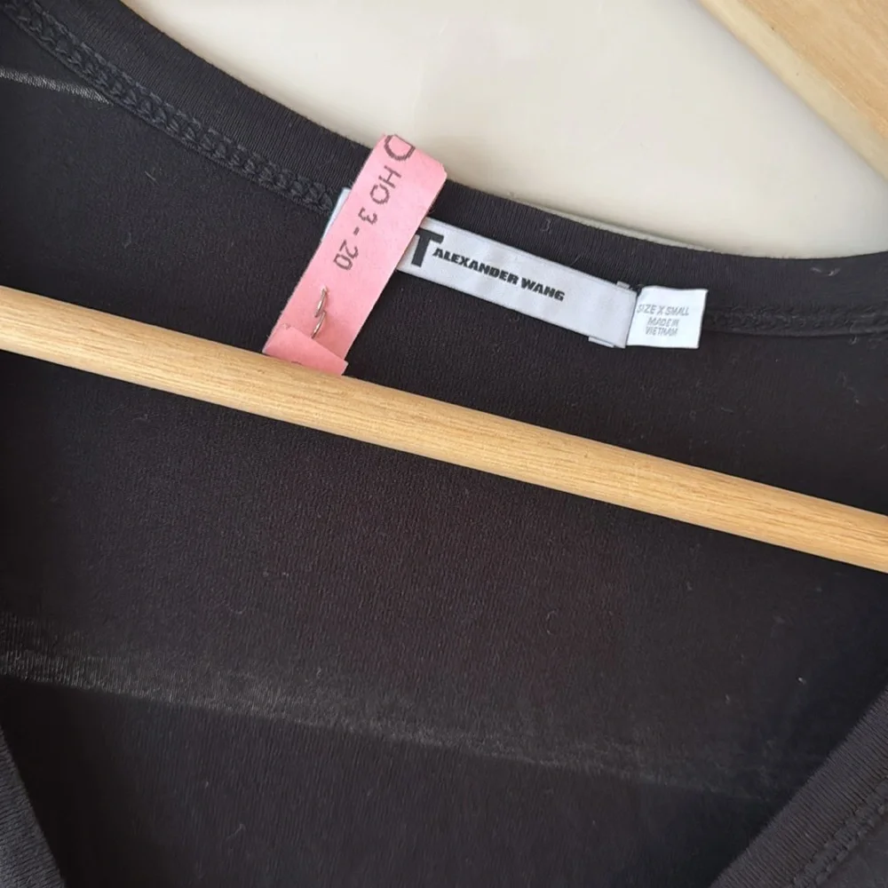 T BY ALEXANDER WANG EUC U Neck Pocket Classic Tee Shirt T Black XS Rayon Basic - Picture 3 of 5